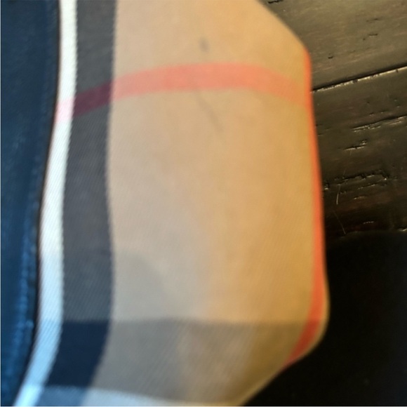 Authentic Burberry Checkered Canterbury Tote Bag - Picture 3 of 4